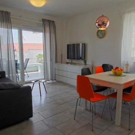 Apartments Luna Novalja Kültér fotó