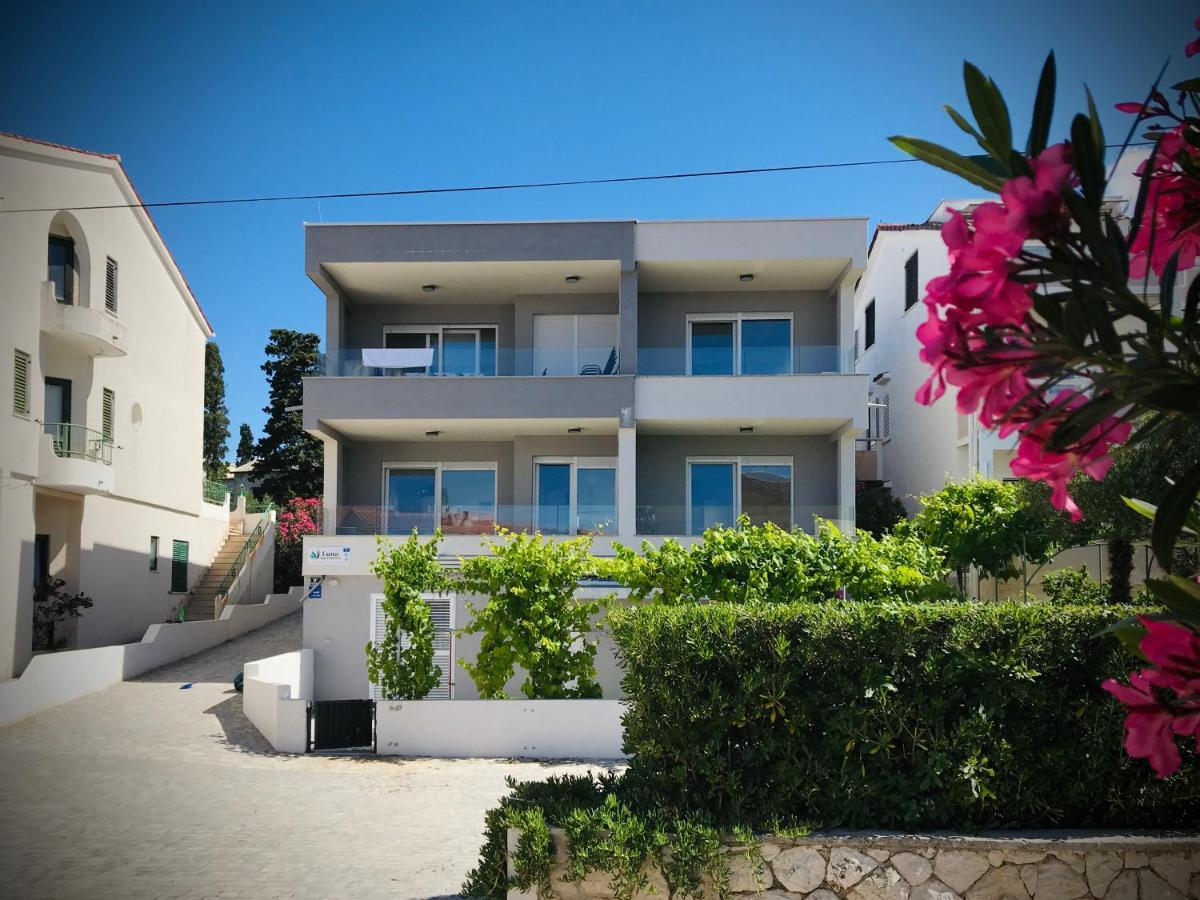 Apartments Luna Novalja Kültér fotó