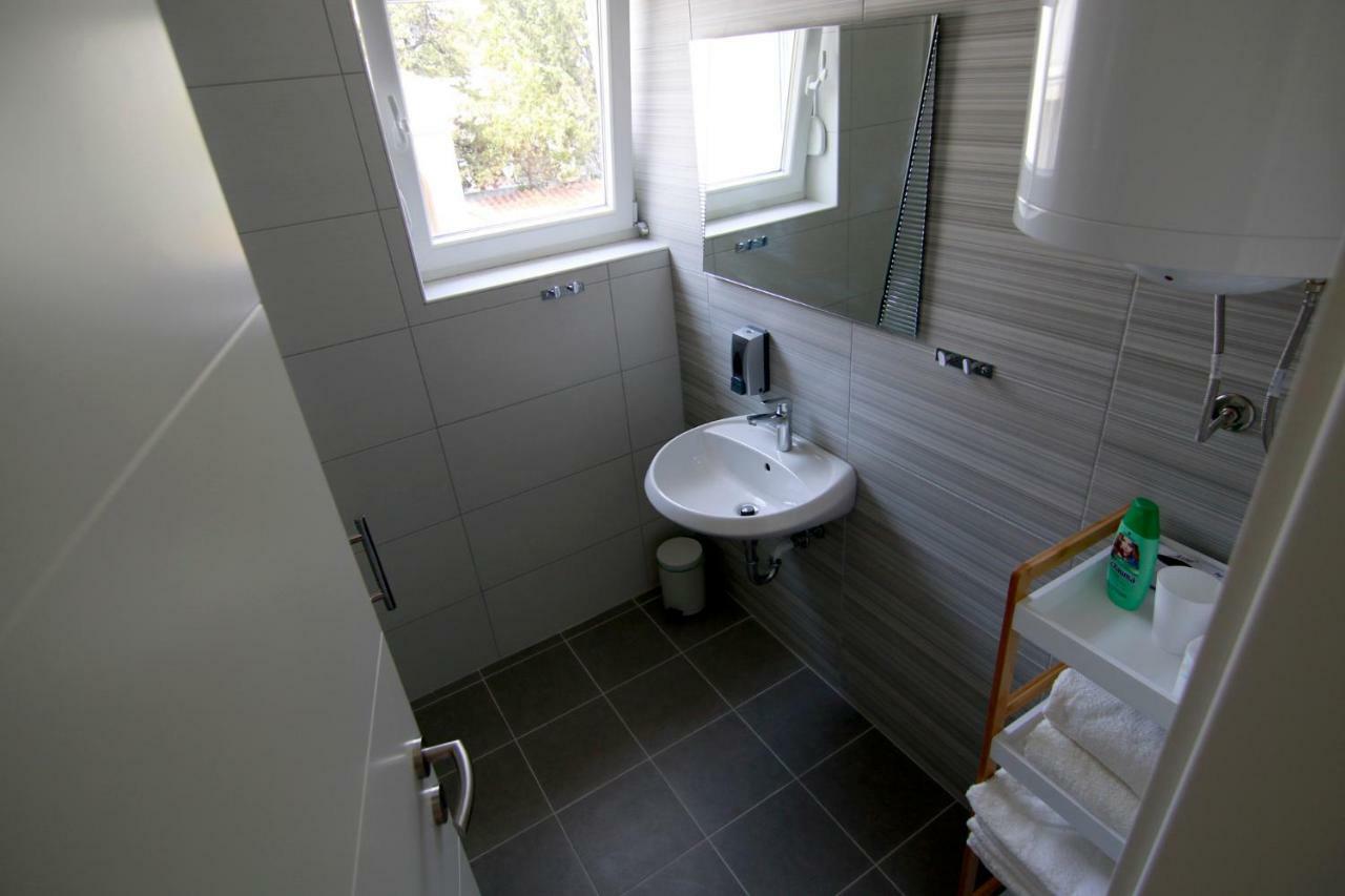 Apartments Luna Novalja Kültér fotó