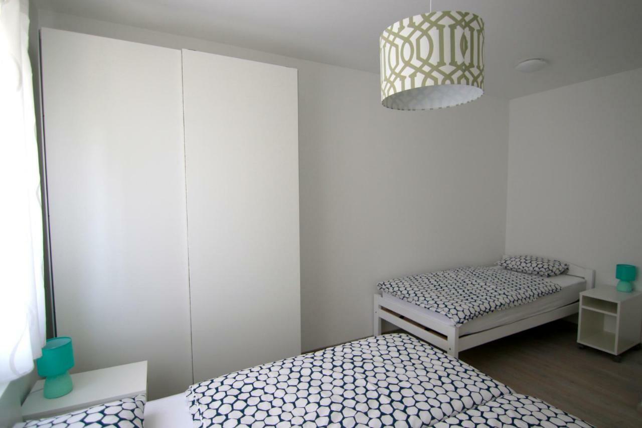 Apartments Luna Novalja Kültér fotó