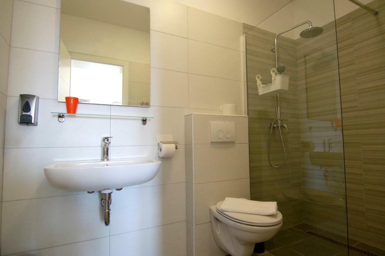 Apartments Luna Novalja Kültér fotó